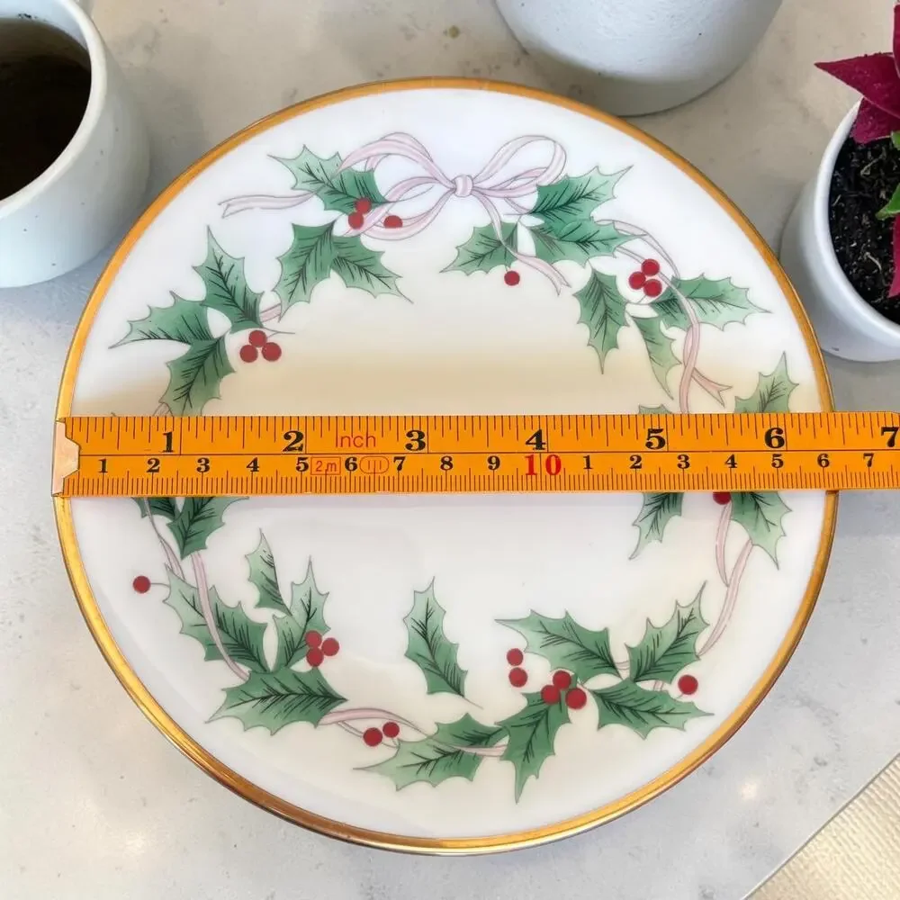 Mikasa Ribbon Holly Bread Butter Plates Set of 4 Bone China CAF03 Christmas